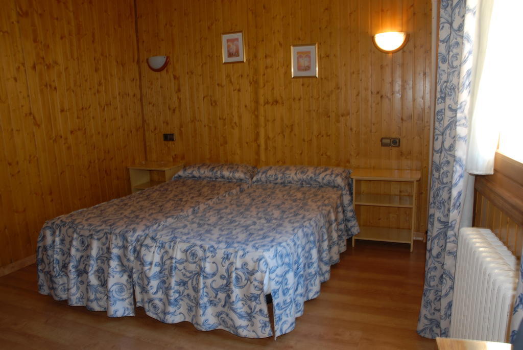 Hotel Europa Les Quarto foto